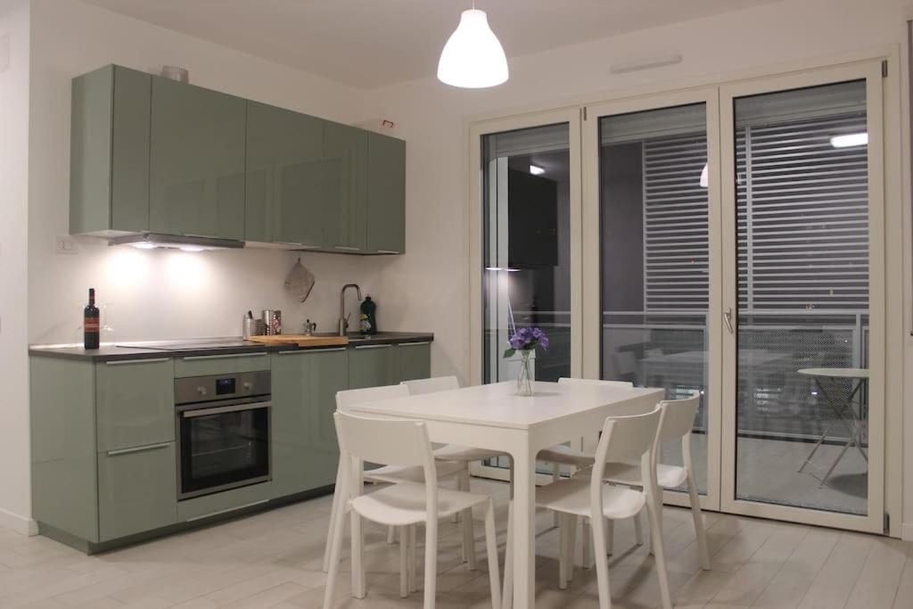 Luxury 3 Bedroom Apartment 100 Mq Next To Rho Fiera And San Siro Mediolan Zewnętrze zdjęcie